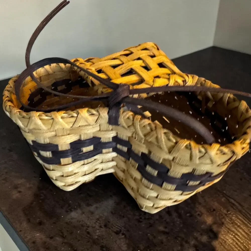 Vintage Handmade Heart Shaped Wicker Wall Basket Pocket Two-Tone Navy